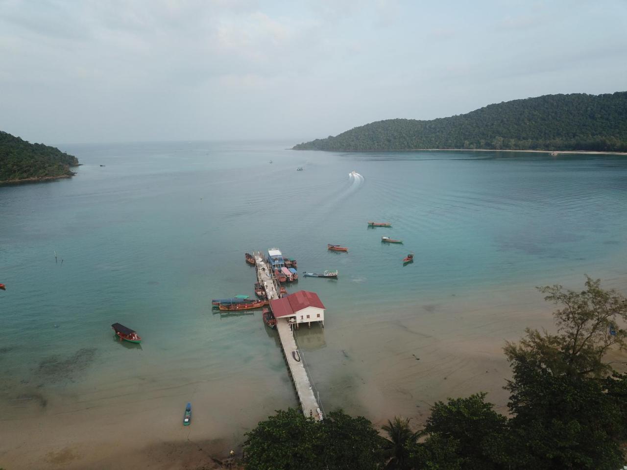 Ing Ing Guesthouse Koh Rong Sanloem Exteriör bild